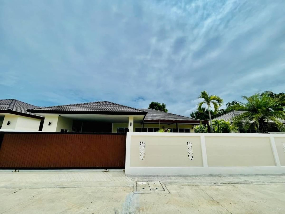 HR0896 – 3Bedroom Pool Villa for rent in Garden Ville 5 in Huay Yai