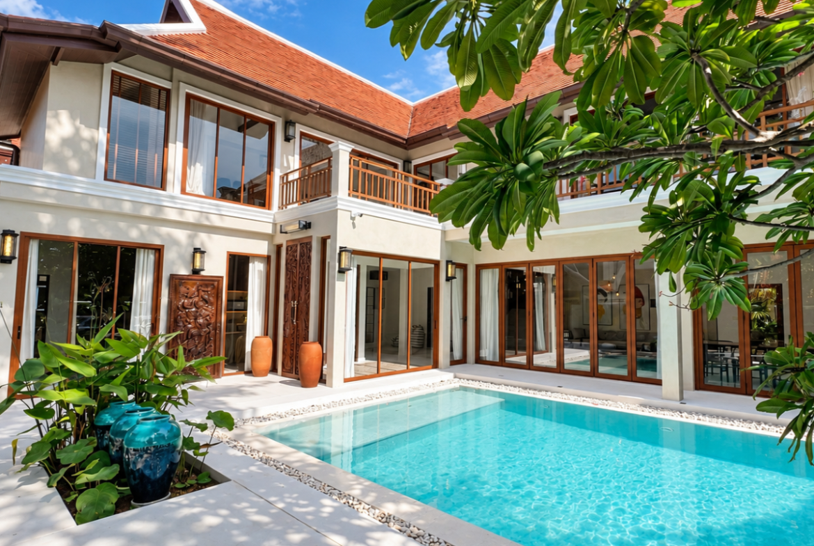 HS1521 – 5Bedrooms Bali Style Pool Villa House for Sale in Thabali Village in Thappraya Rd.