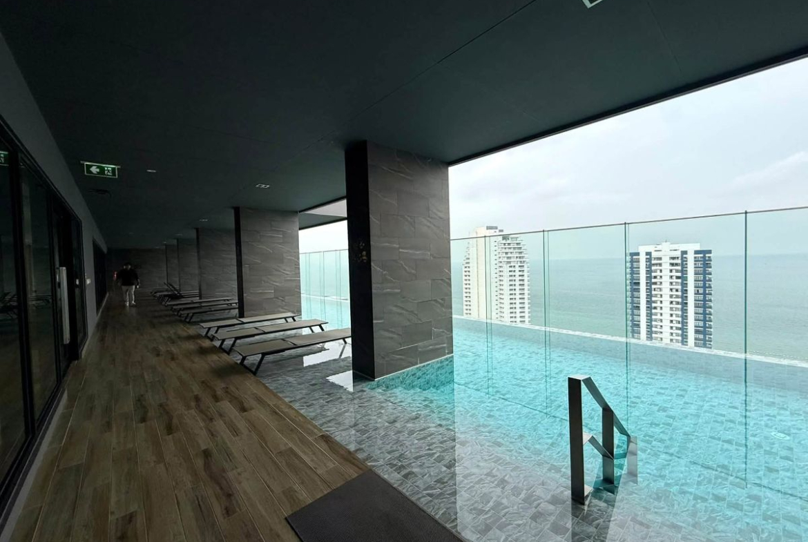 CS3029 – 2Bedroom Panorama Condominium for Sale in The Panora Pattaya in Phratamnak