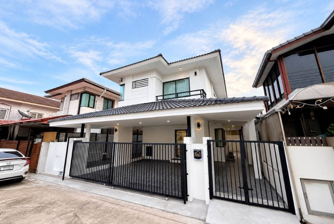 HS1518 – 3Bedroom 2-Storey Single House for Sale in Baan Fah Greenery Pattaya in Bang Lamung