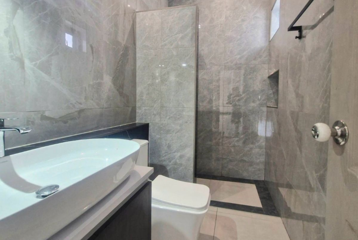 HS1522 – 4Bedroom Pool Villa House for Sale in Soi K9 in Huay Yai