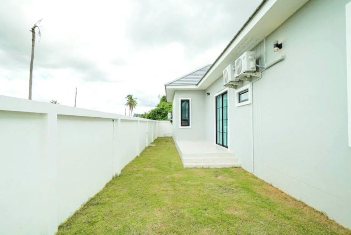 HS1522 – 4Bedroom Pool Villa House for Sale in Soi K9 in Huay Yai