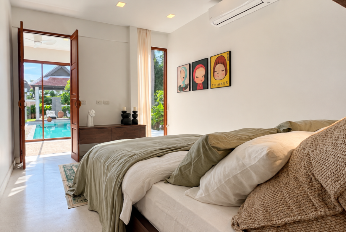 HS1521 – 5Bedrooms Bali Style Pool Villa House for Sale in Thabali Village in Thappraya Rd.
