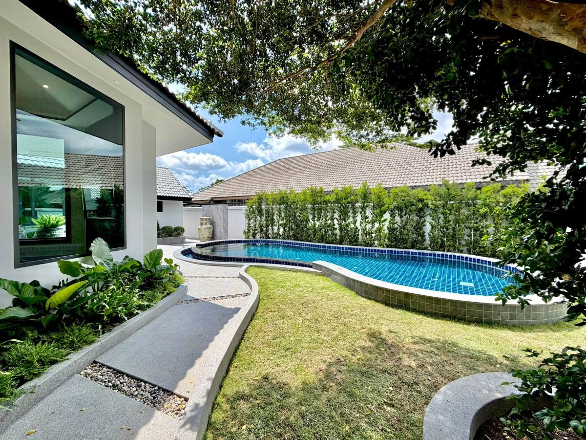 HR0897 – 3Bedrooms Pool Villa House for Rent in Nibbana Shade Village in Thung Klom-Talman
