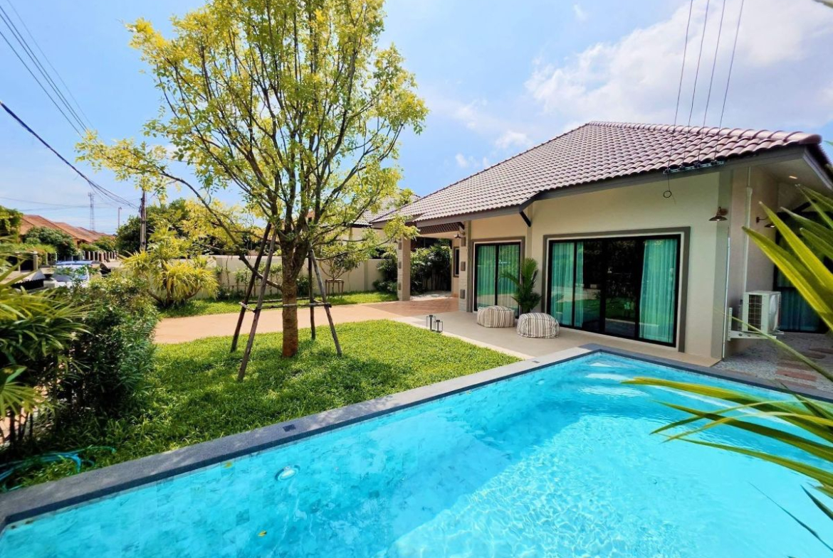 HS1519 – 3Bedroom Pool Villa House for Sale in Pattaya Paradise Village 1 in Nong Prue