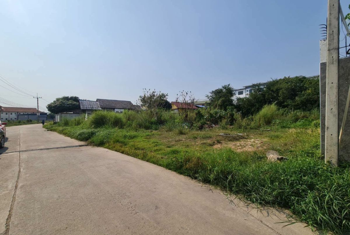 LS0068 – Land for Sale in Huay Yai