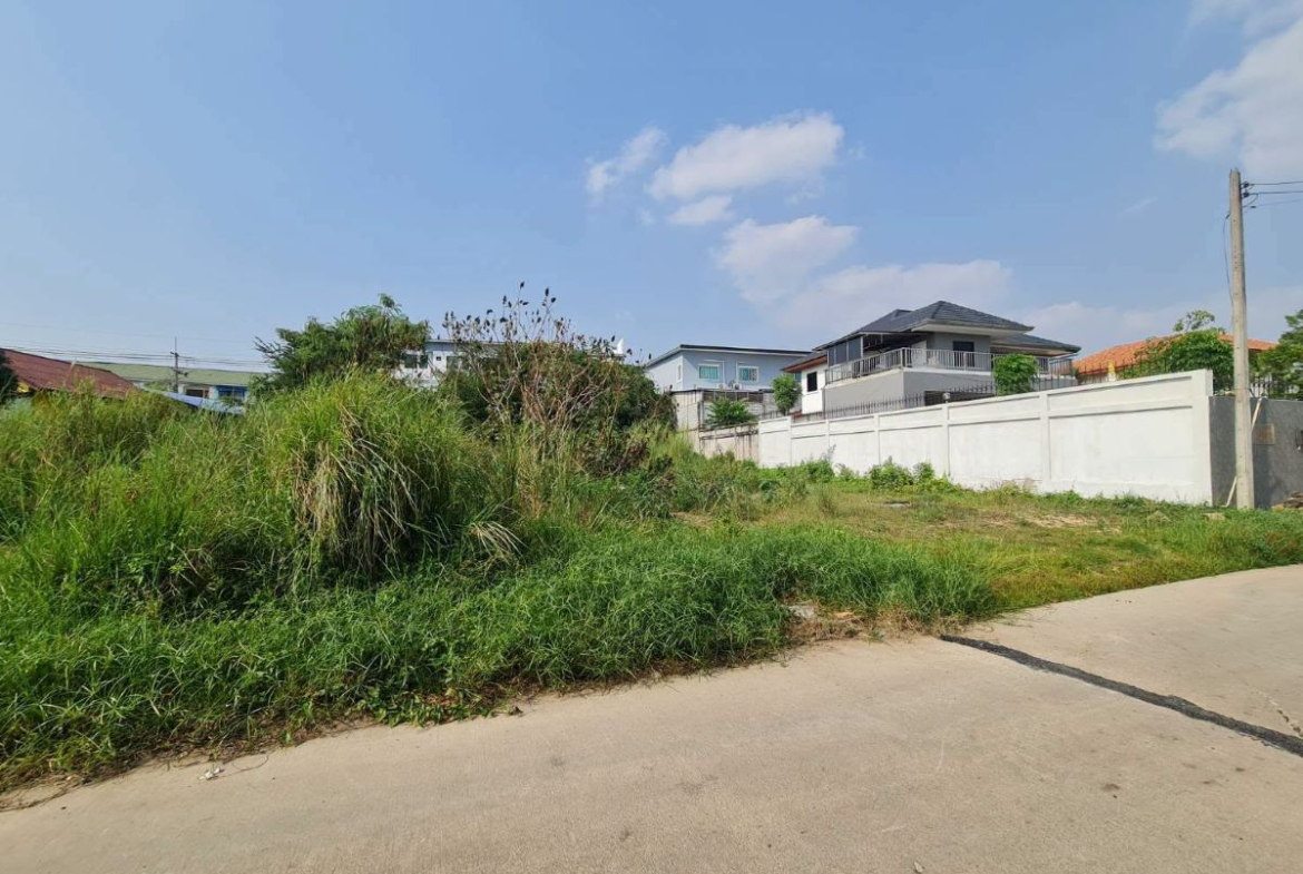 LS0068 – Land for Sale in Huay Yai