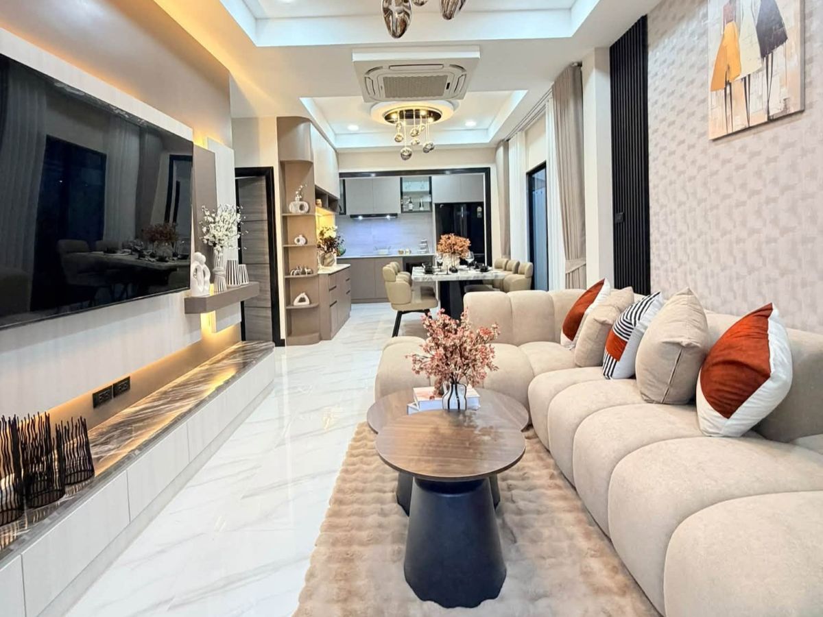 HS1520 – 4Bedroom Pool Villa House for  Sale in Rattanakorn Village 17 in Nong Prue