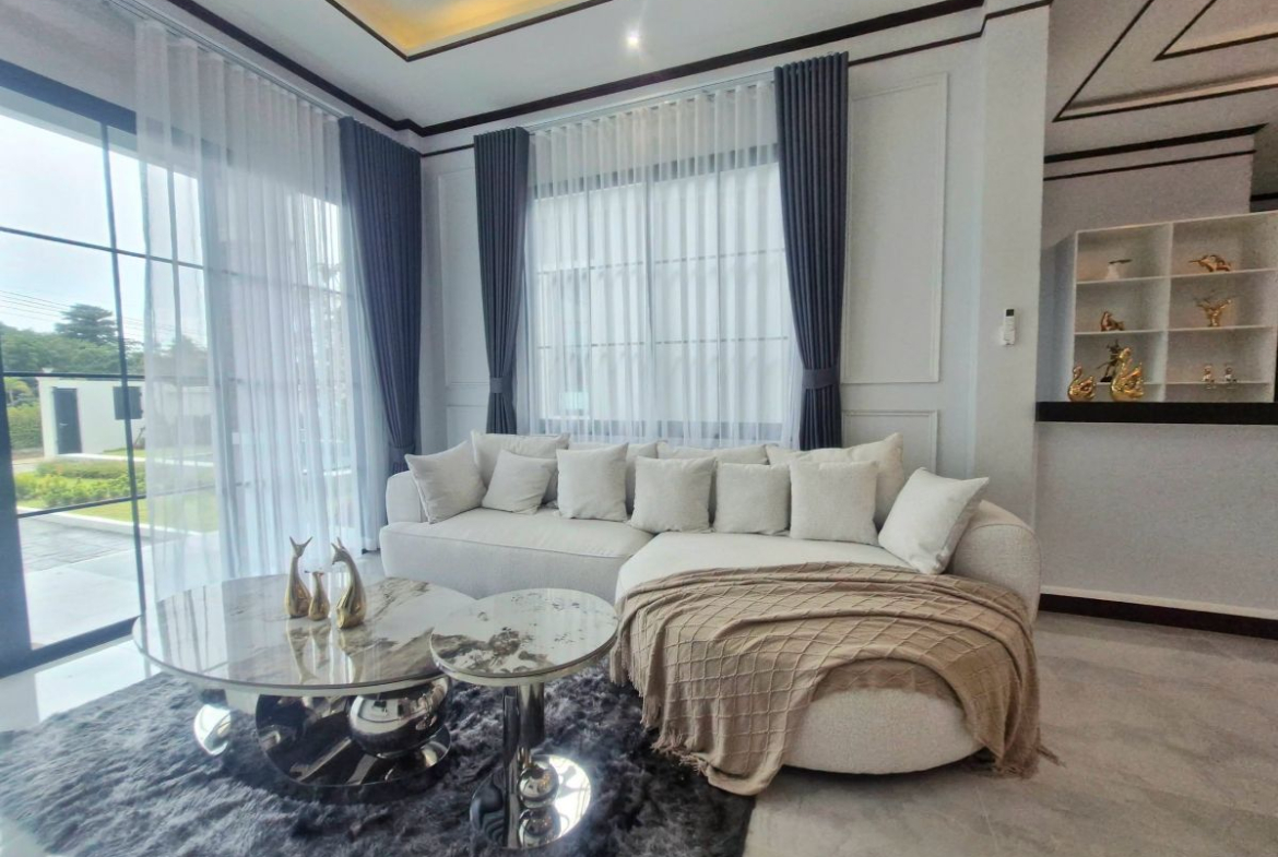 HS1522 – 4Bedroom Pool Villa House for Sale in Soi K9 in Huay Yai