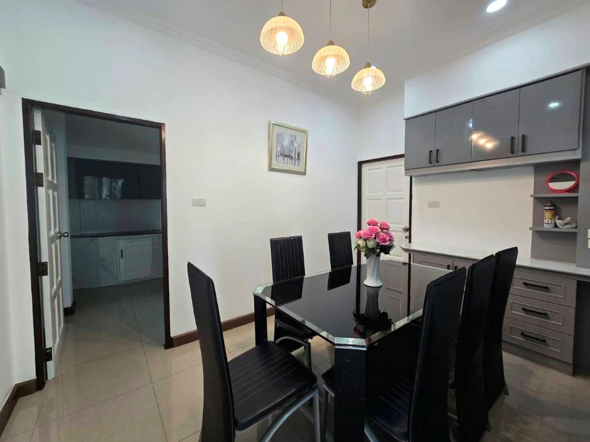 8 HS1526 – 3Bedrooms Single House for Sale in Soi Siam Country Club