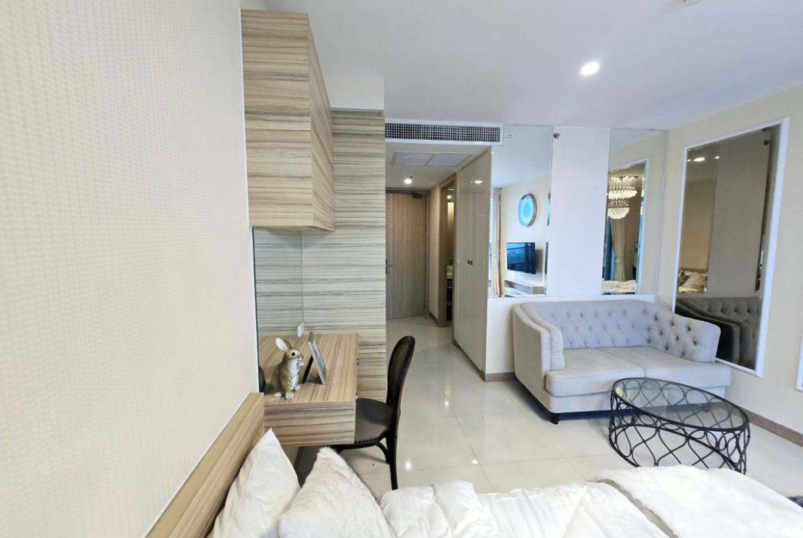 CS3030 – Studio condominium for Sale in The Riviera Jomtien in Jomtien